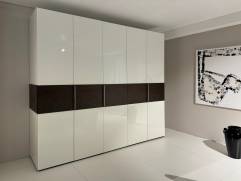 Kleiderschrank 5-türig "Solveigh" - Abholpreis 50% reduziert nur € 2.570,-